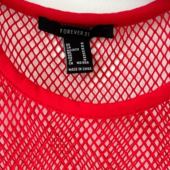 Red mesh top size medium forever 21 top - Picture 2 of 3